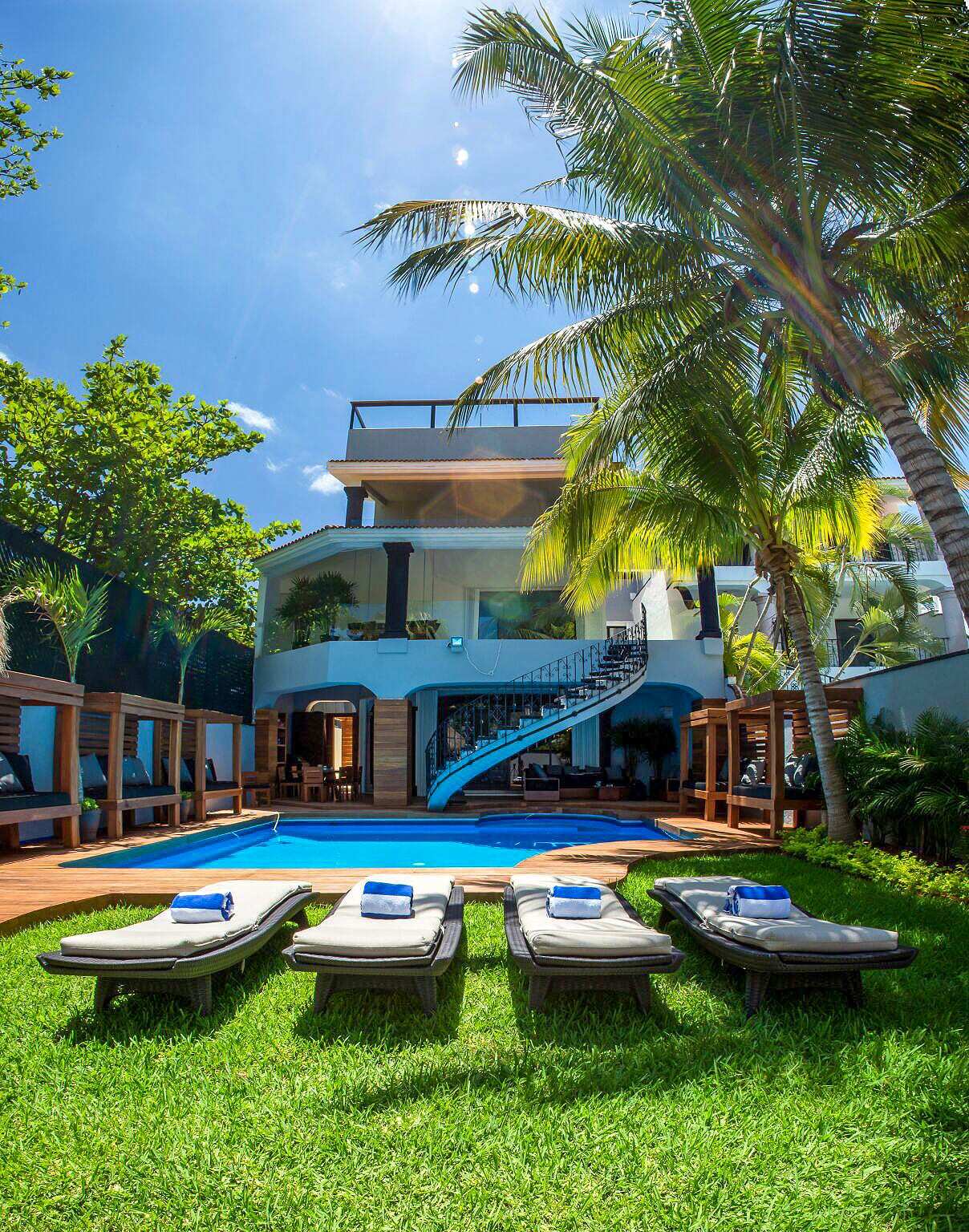 5 BR Bachelor Party Villa - Exterior - Pool