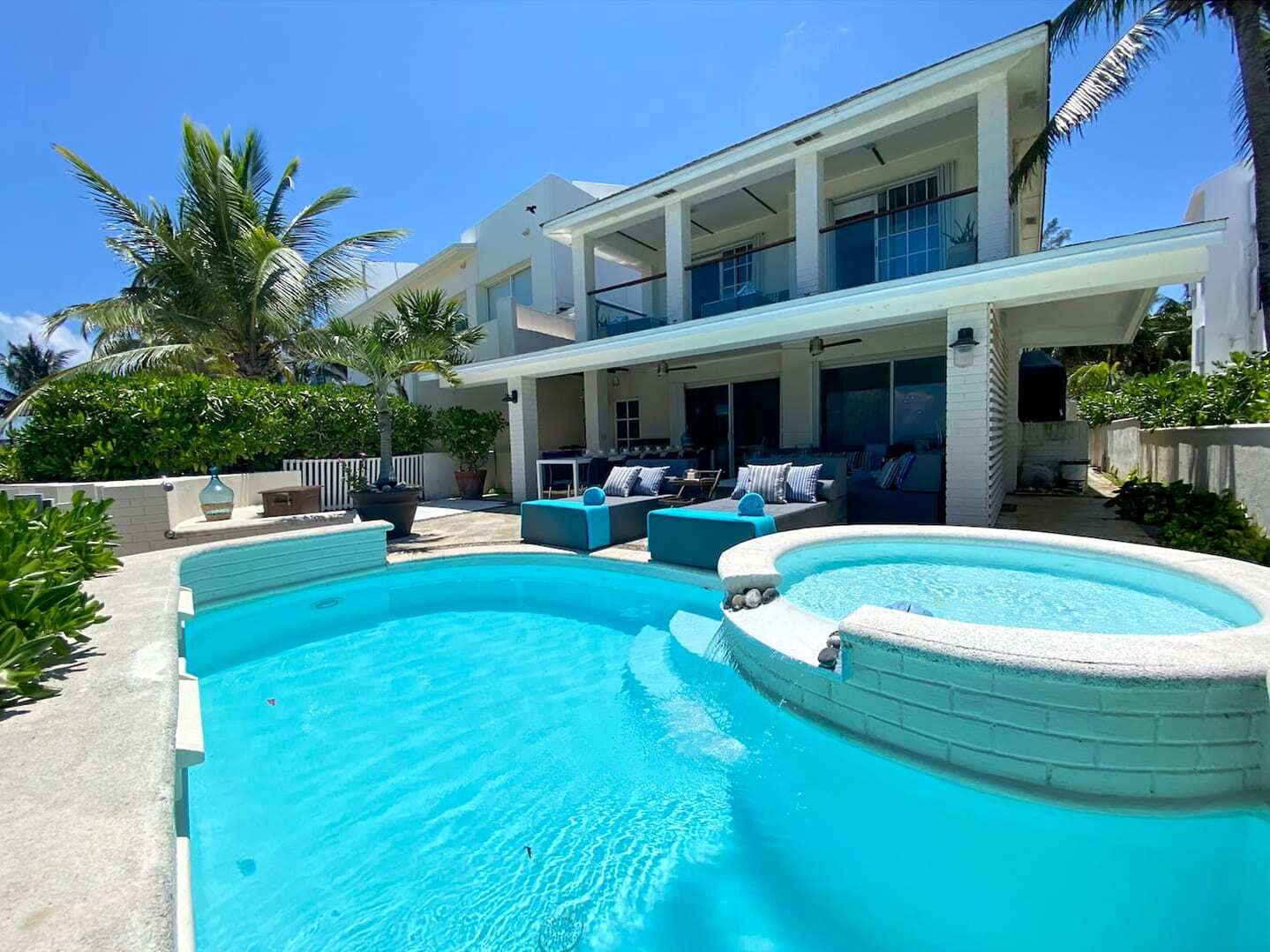 6 BR Mexican Mansion - Exterior - Pool