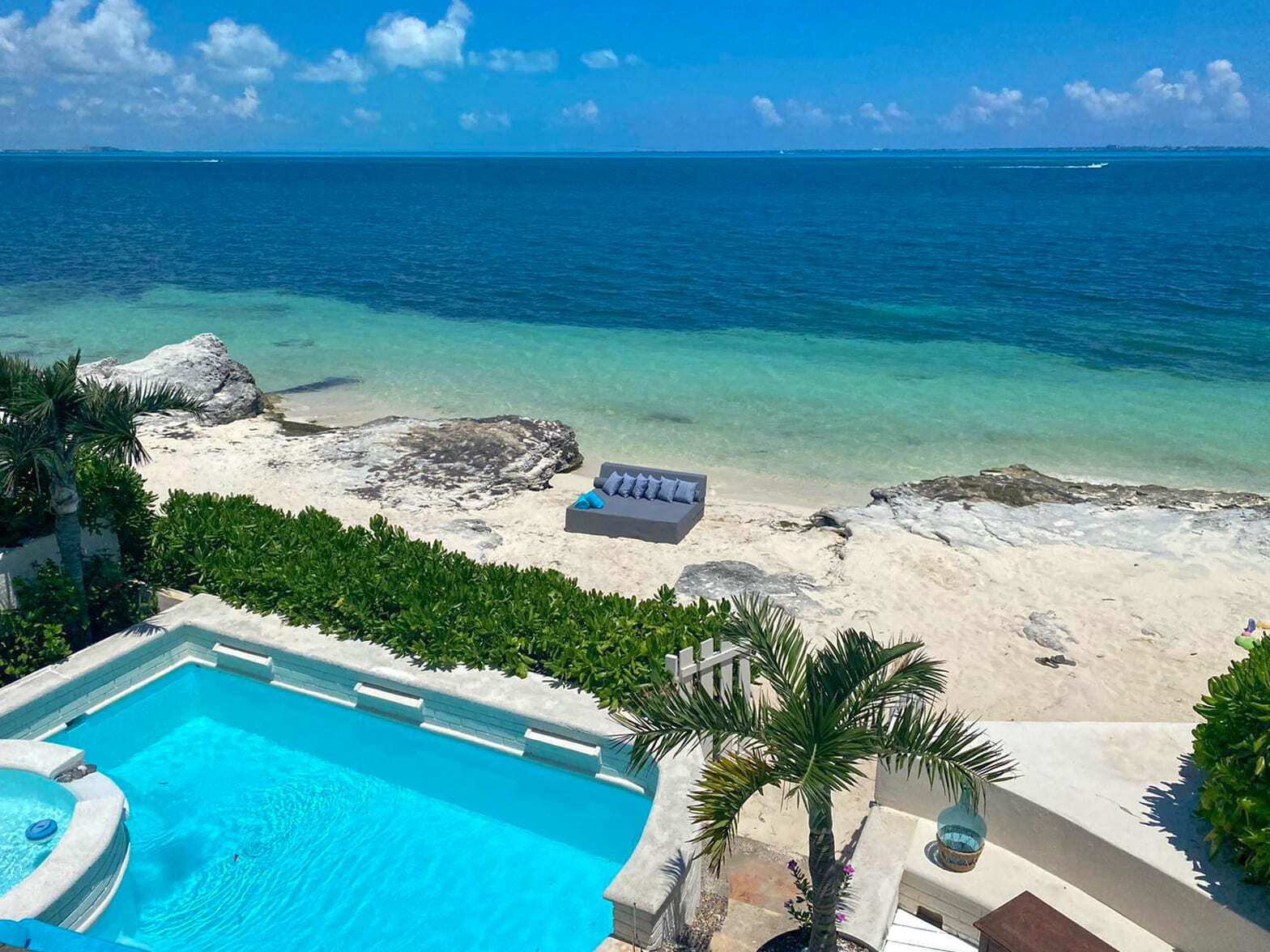 3 BR Mimi Villa - Exterior - Pool